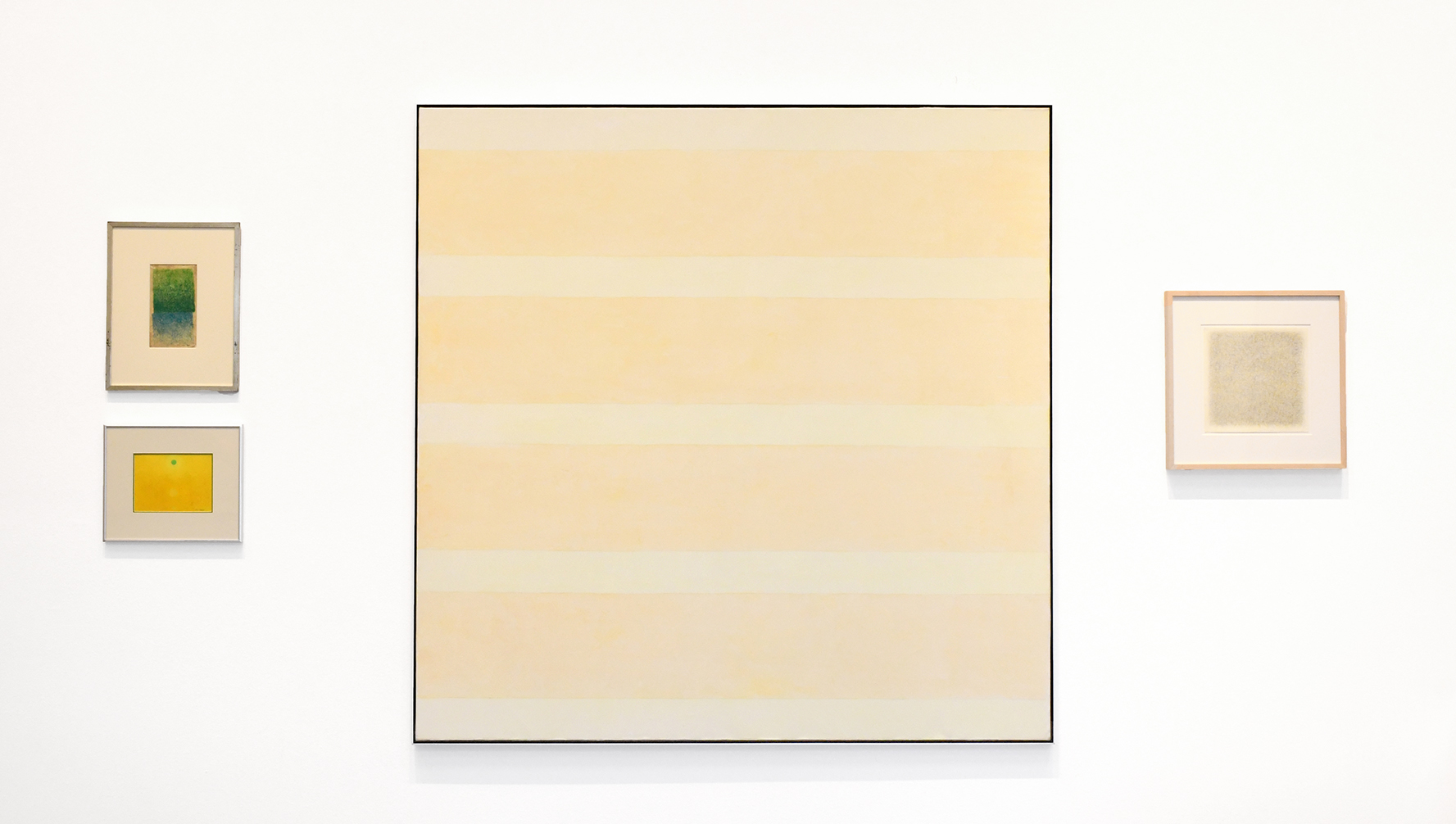 AGNES MARTIN painting install